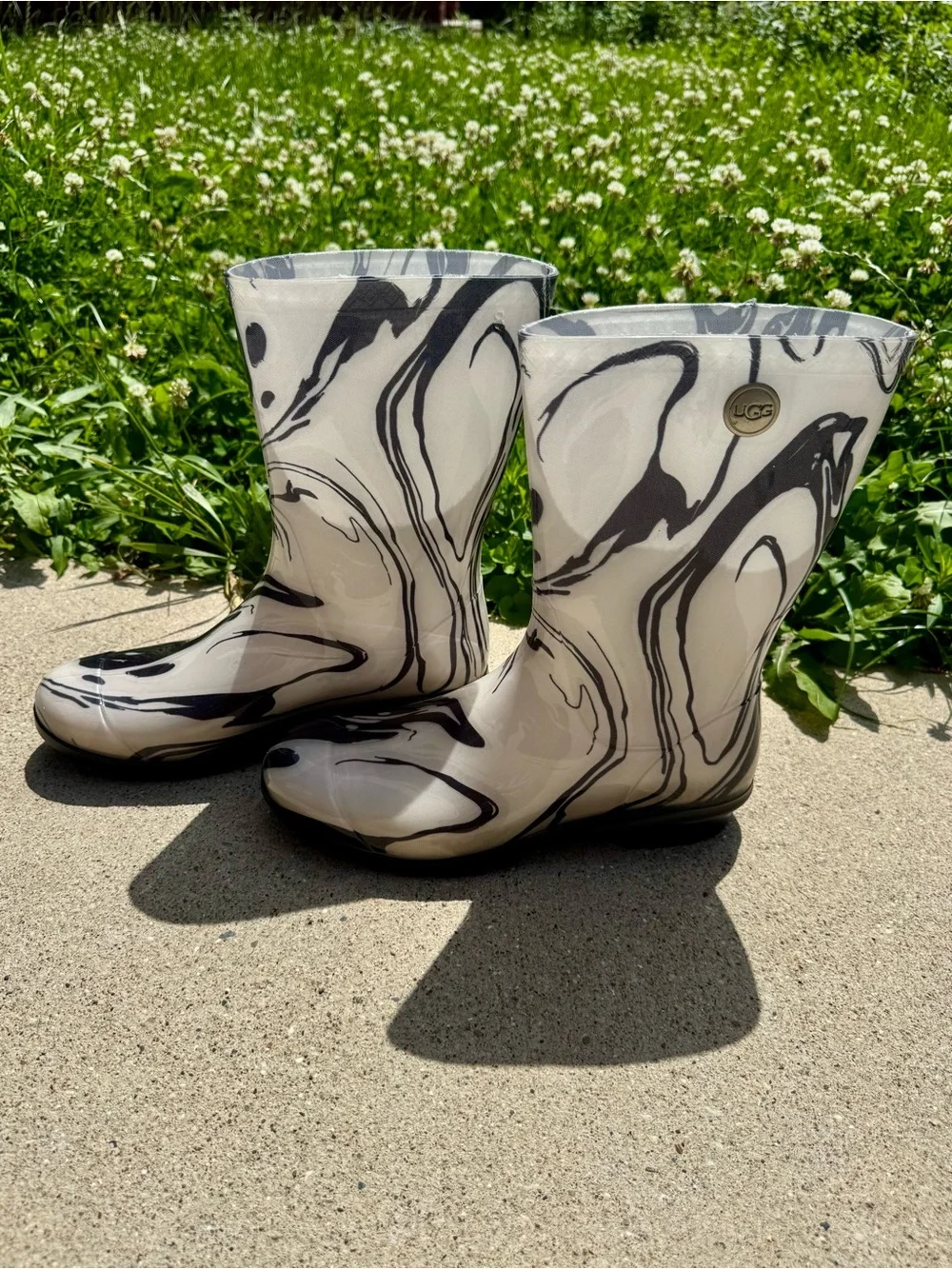 UGG Sienna Black & White Marble Rain Boots